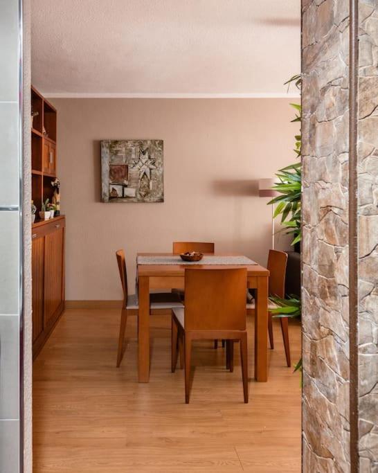 Martianez Playa: Coastal Location Apartment *