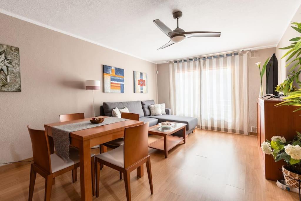 Apartment Martianez Playa: Coastal Location