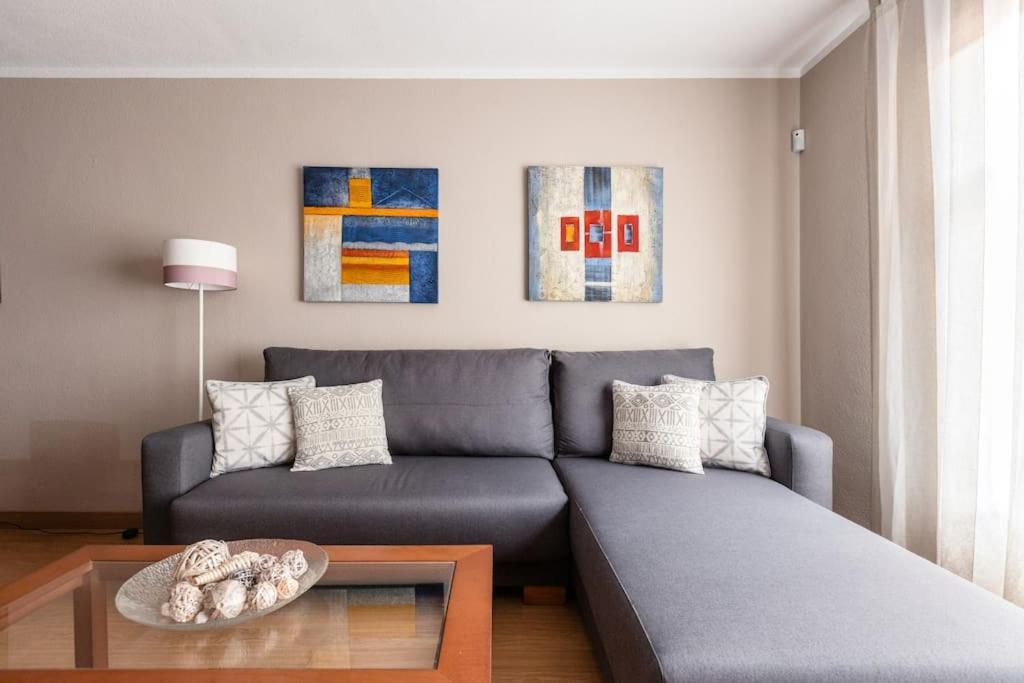Martianez Playa: Coastal Location *
