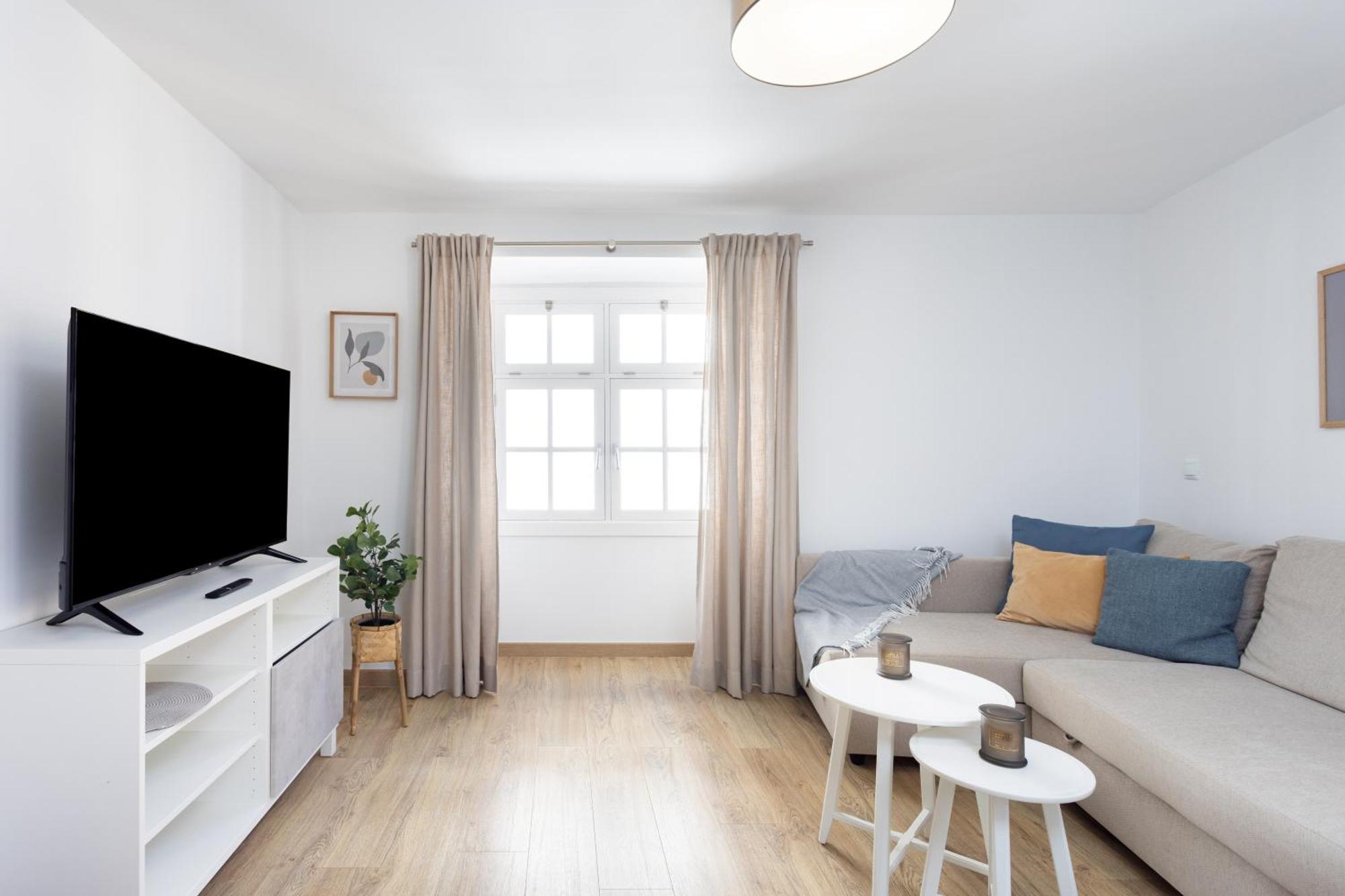 Casacharco - New Design & Spacious, In Historic Heart Of Puerto Căn hộ