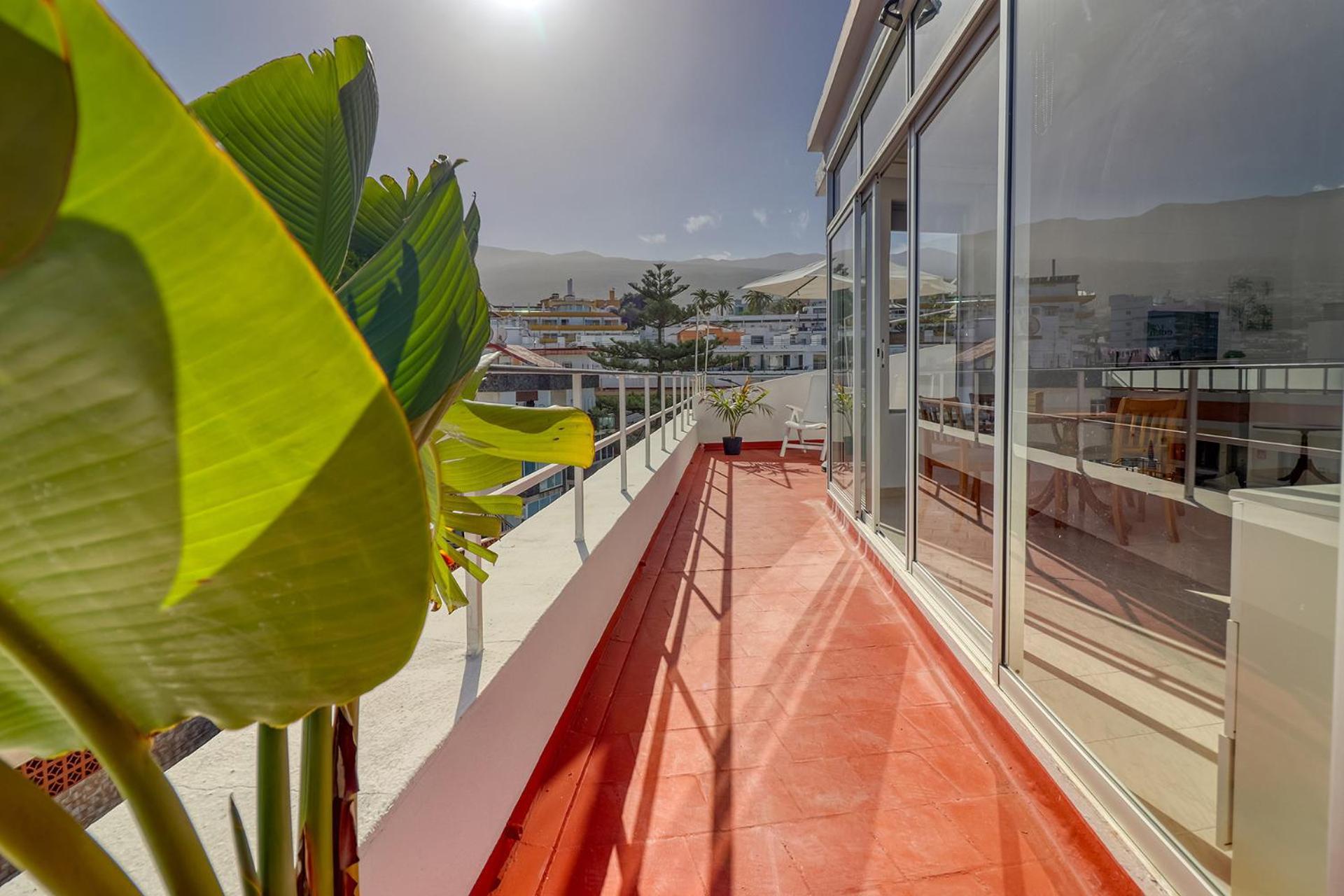 Căn hộ Spacious Penthouse With King-size Bed, Huge Terrace, Ocean & Teide View Puerto de la Cruz (Tenerife)