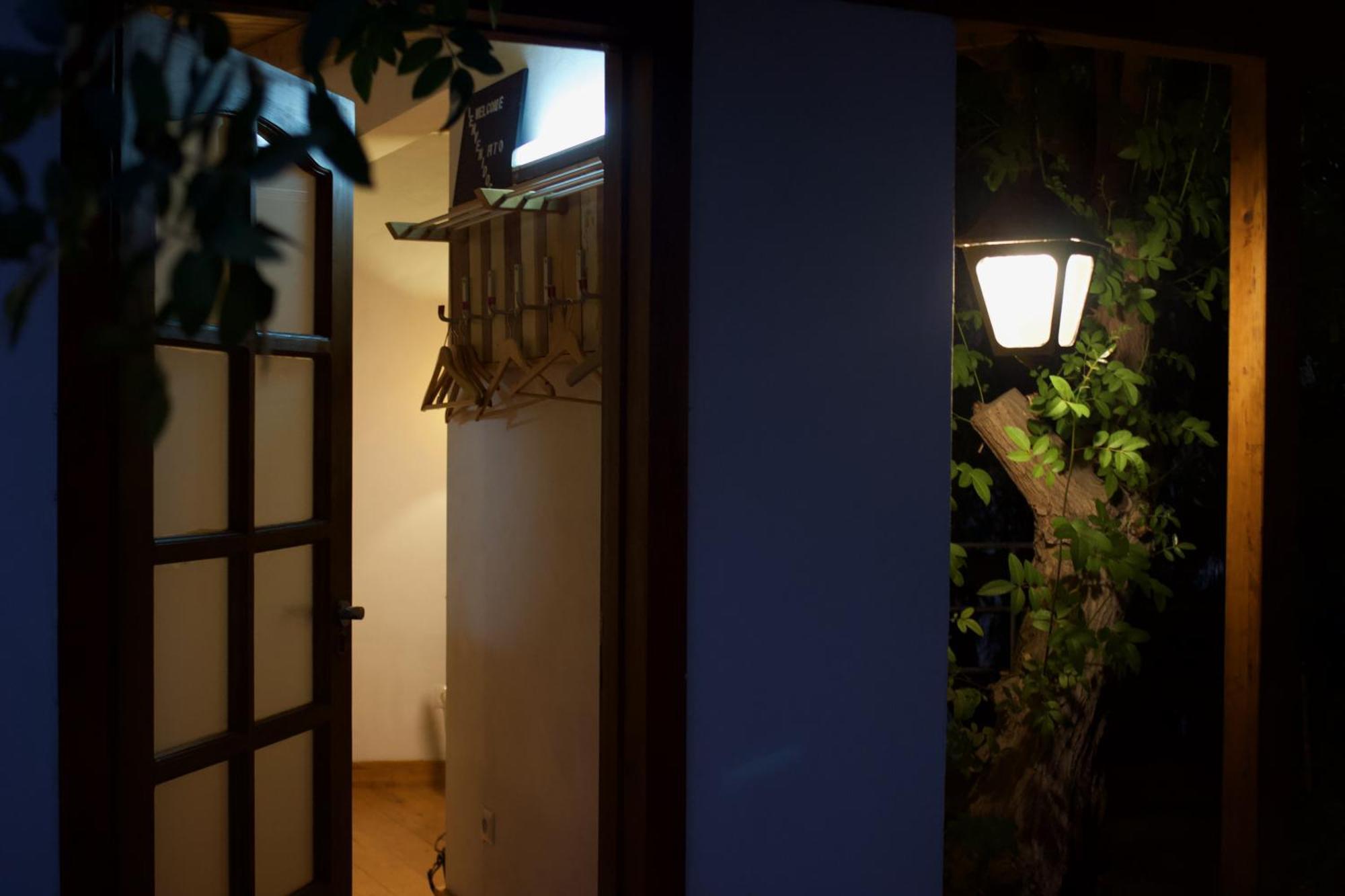 Tiny House: The Housje Apartment *