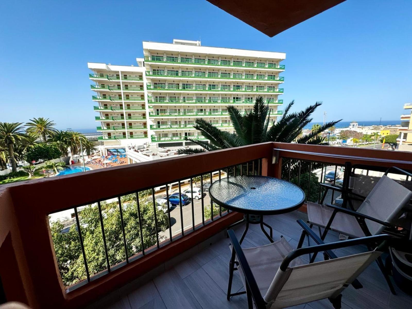 Huoneisto Ocean Breeze Oasis In