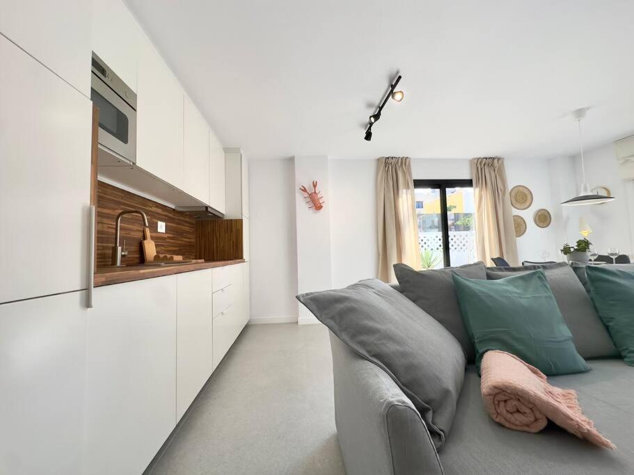 Apartment Stylish And Flat -