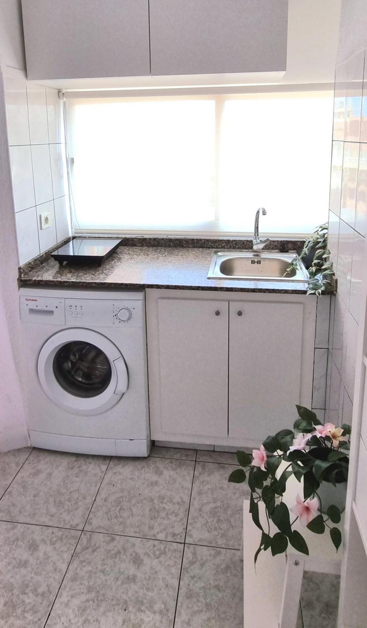 Garden Studio Apartment *