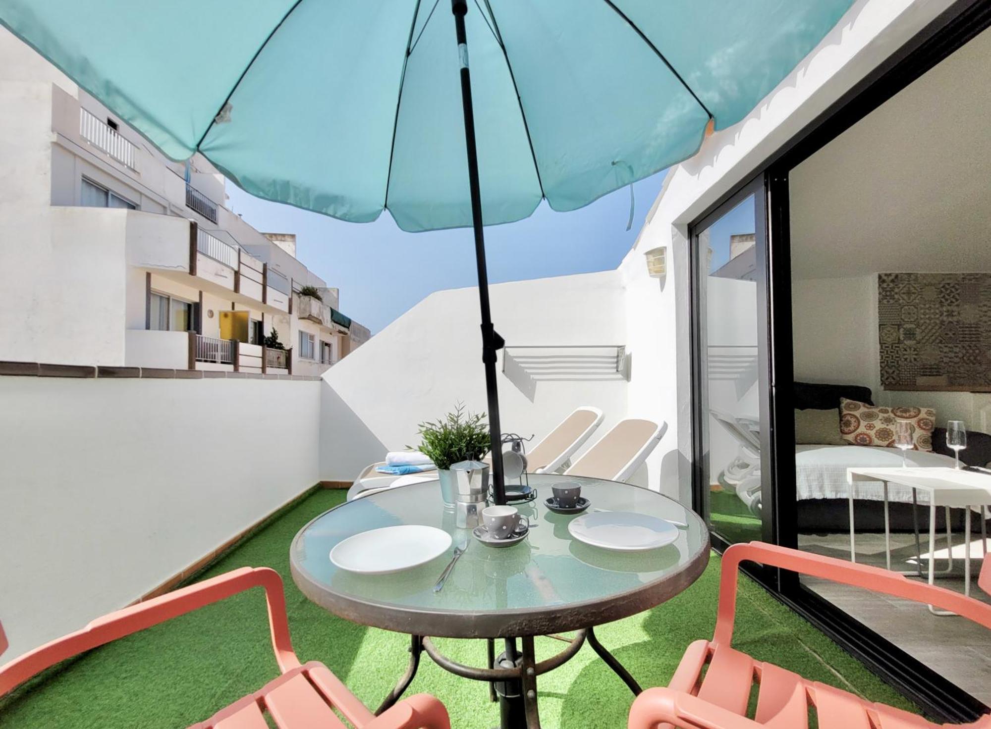 Miranda Penthouse Ai With Free Parking Apartment *