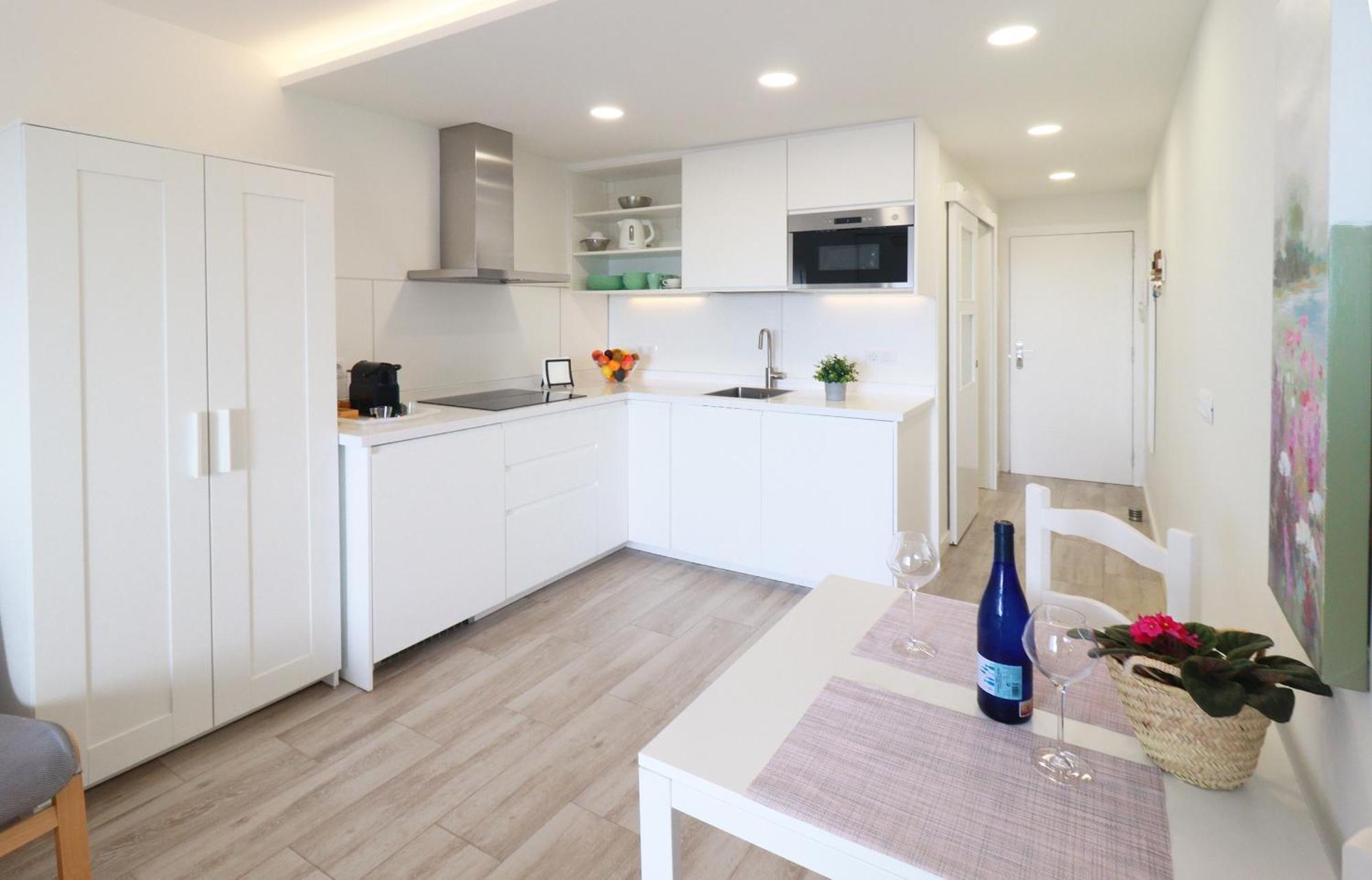 Sun-sea Apartment