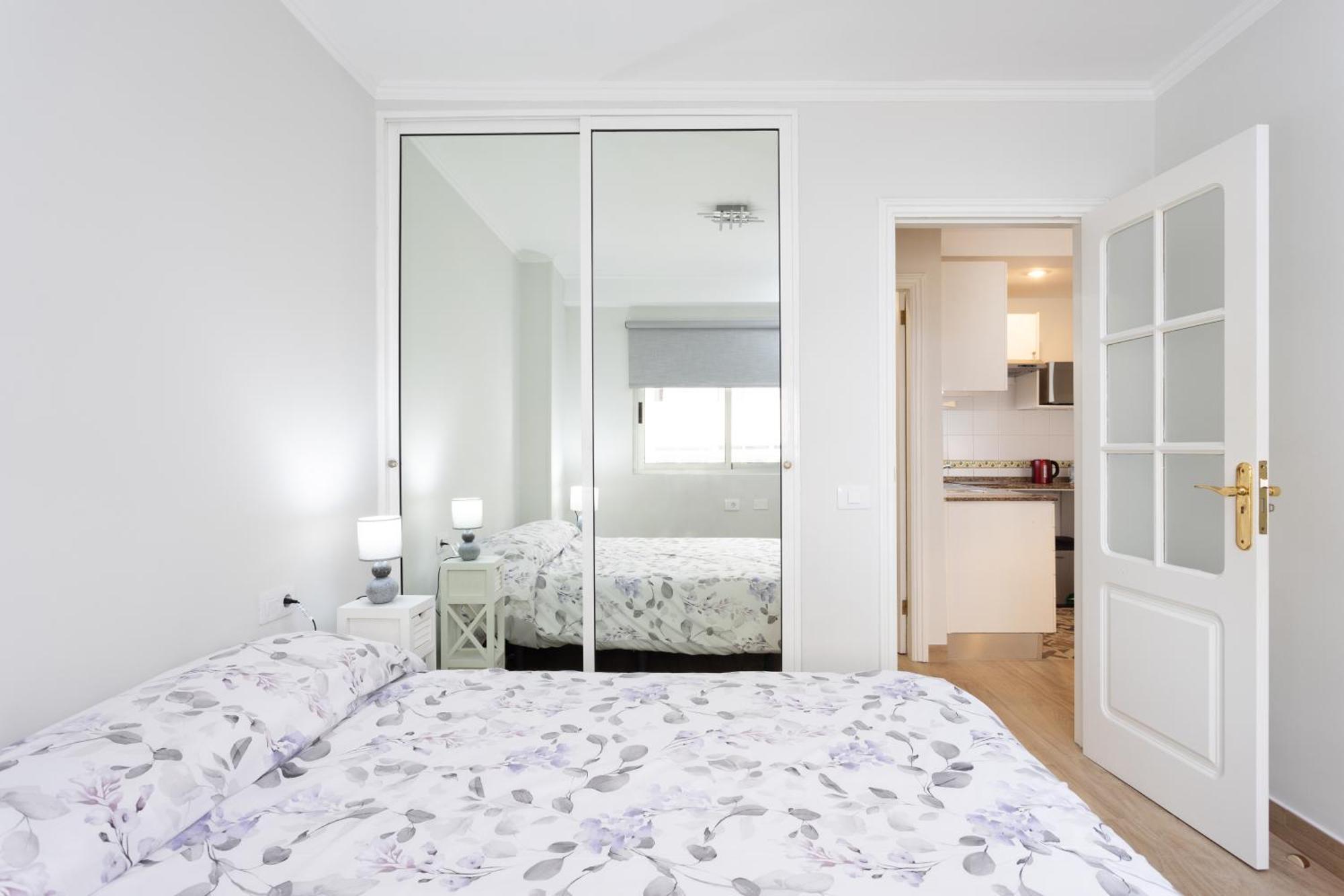 Apartment Home2book Stylish Drago *