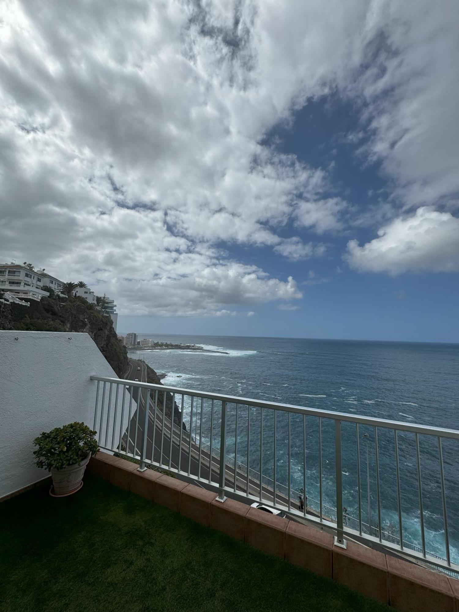 Beautiful Ocean View Apartment