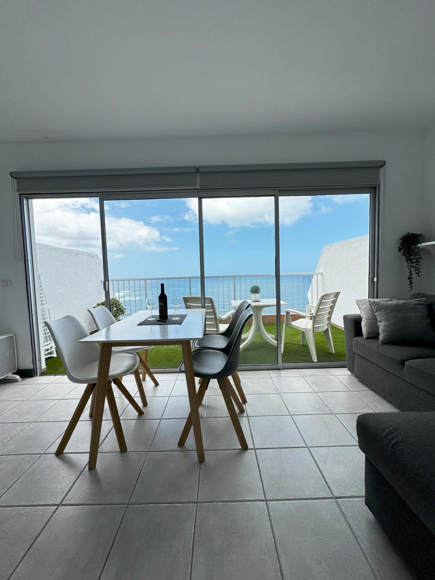 Beautiful Ocean View Apartment *