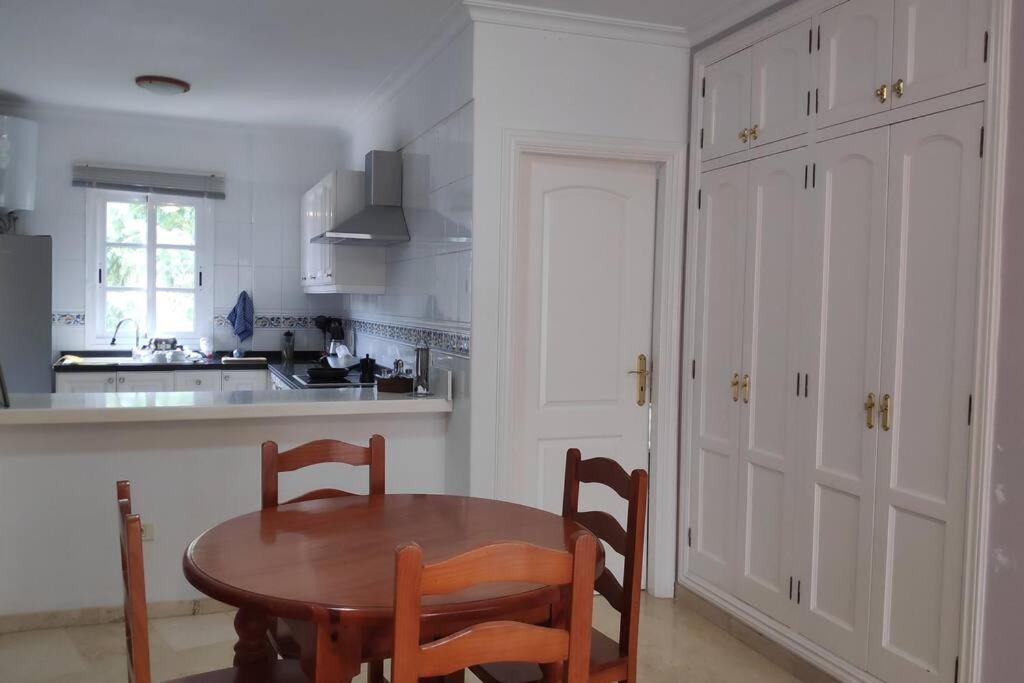 Residencial Asomada Apartment *