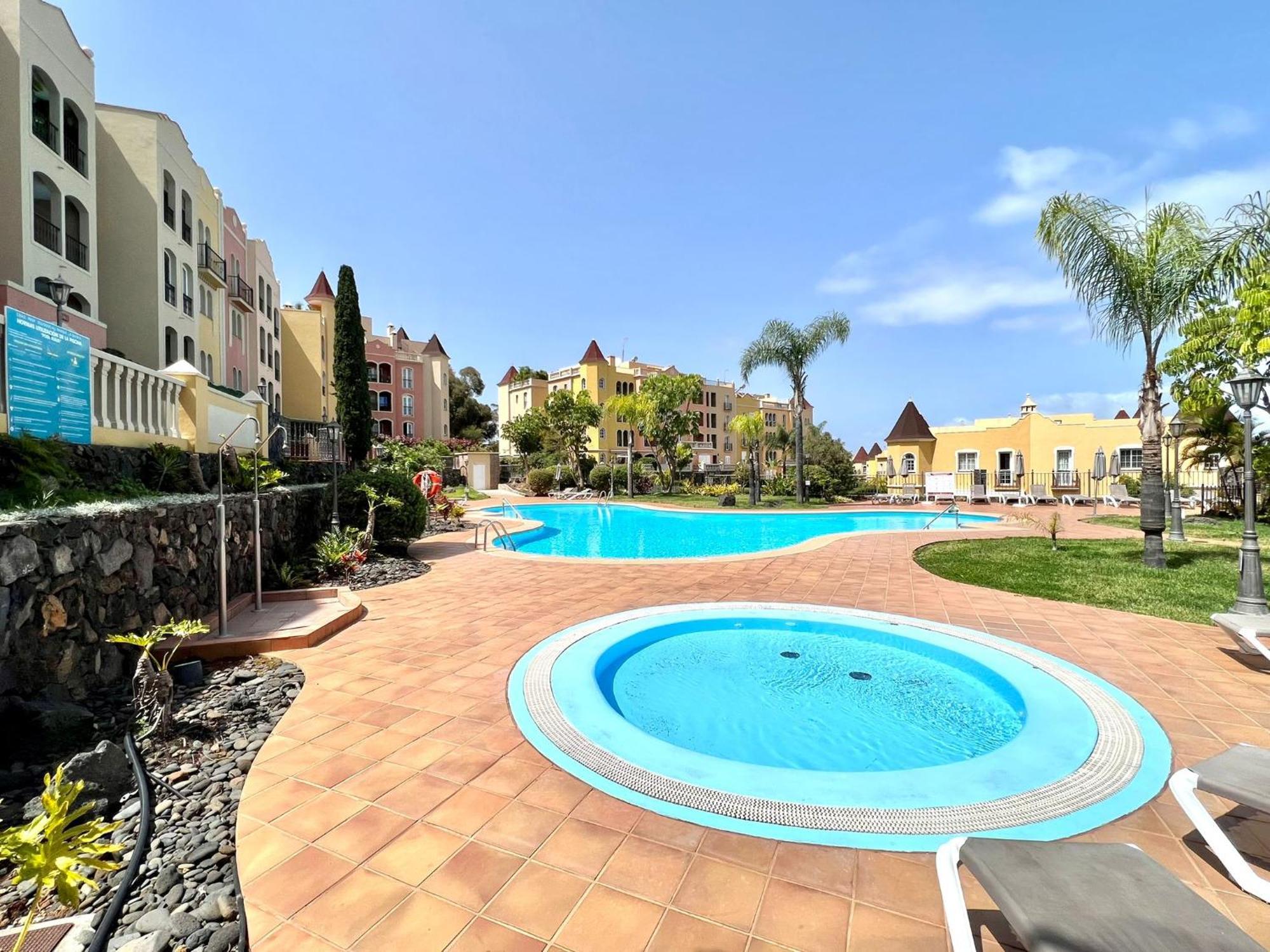 Apartamento Con Piscina, Free Wifi Y Barbacoa En Santa Ursula, Tenerife * Puerto de la Cruz (Tenerife)