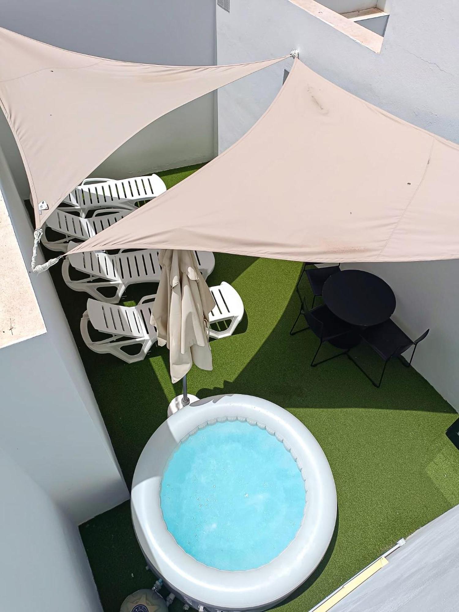 Atypicap Capsule Hotel cápsula