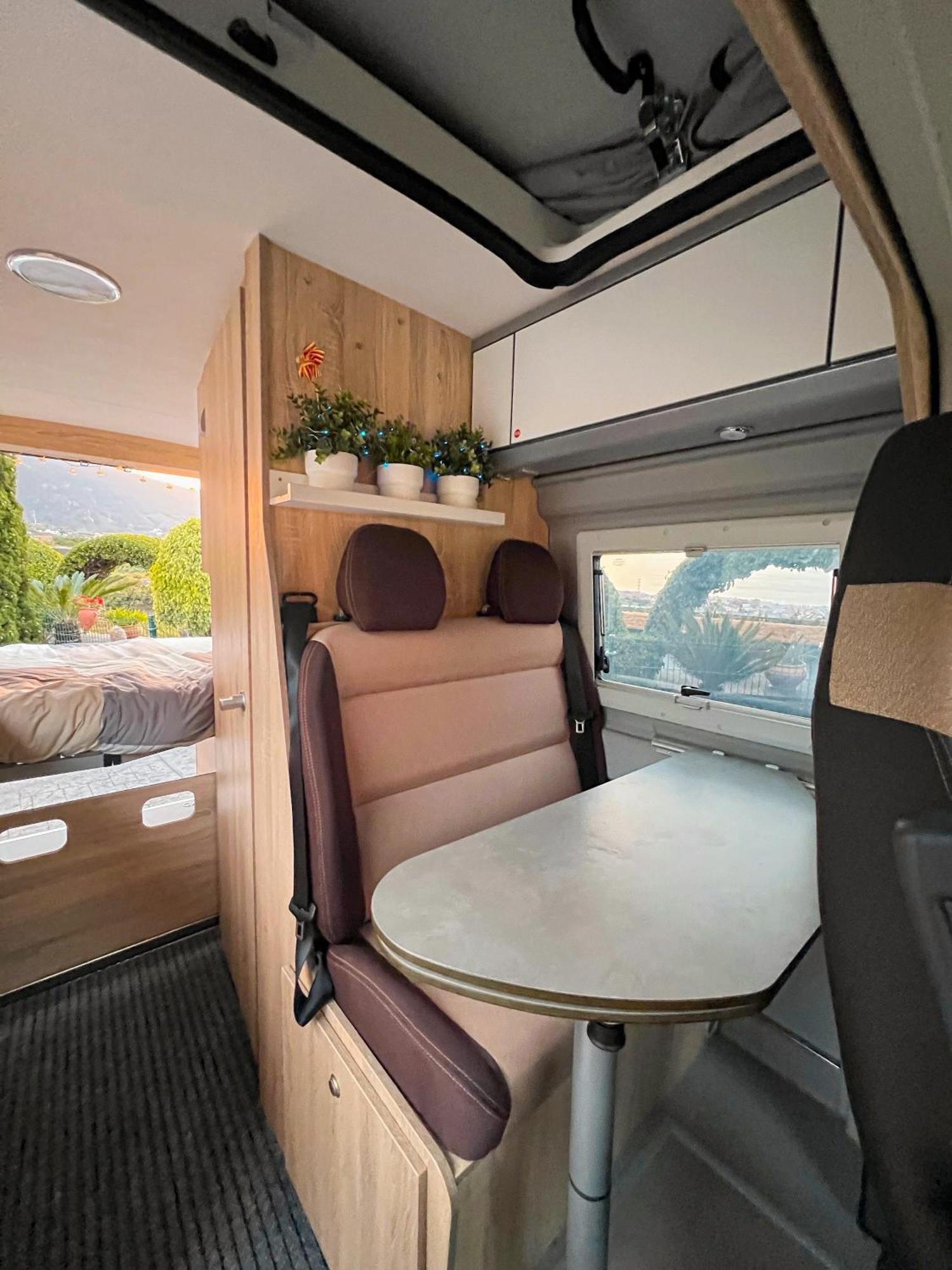 Furgoneta Camper Canarias Puerto de la Cruz (Tenerife)