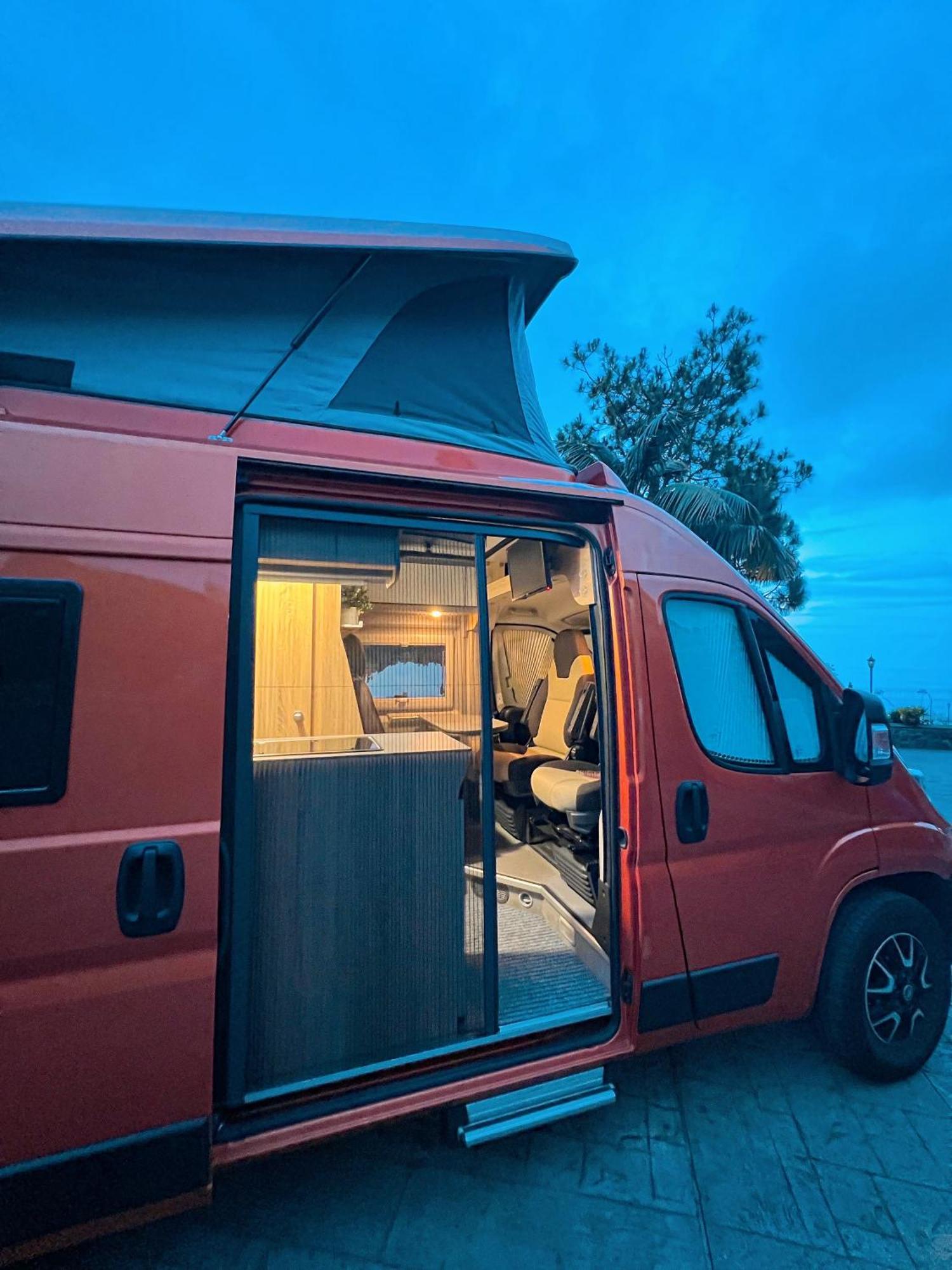 Furgoneta Camper Canarias Campingplatz *
