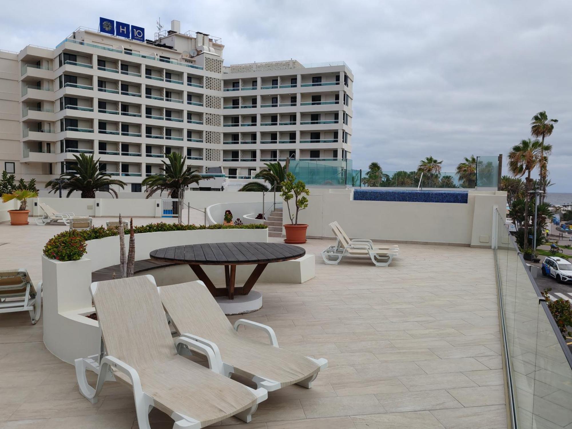 Le Terrazze 7 Apartment *