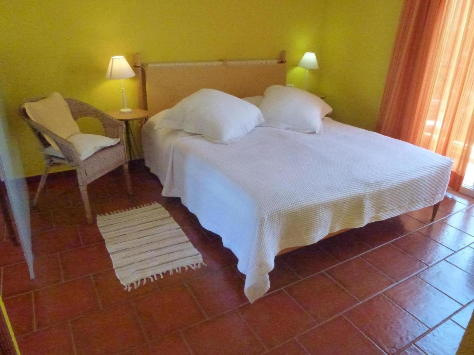 Apartment Schoene Mit Garten In *