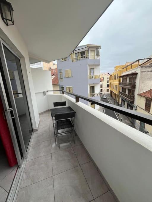 Balcon Esquina Huoneisto