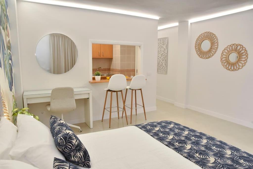By The Sea Apartment *
