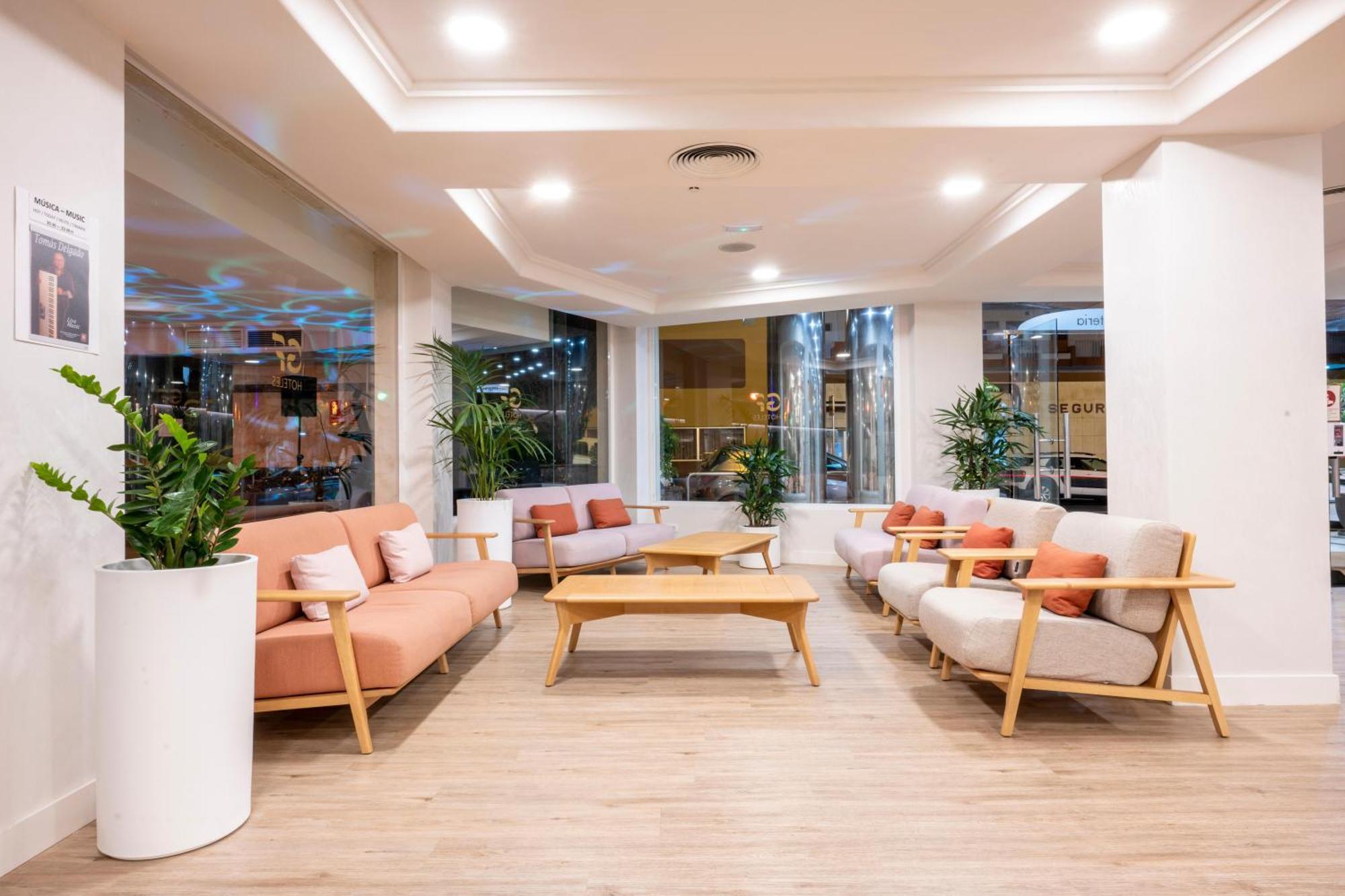 Gf Noelia Aparthotel