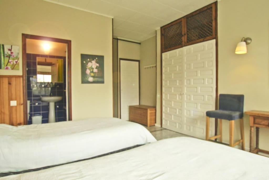Apartment Modernes Mit Bergblick Und Grossen Pool *