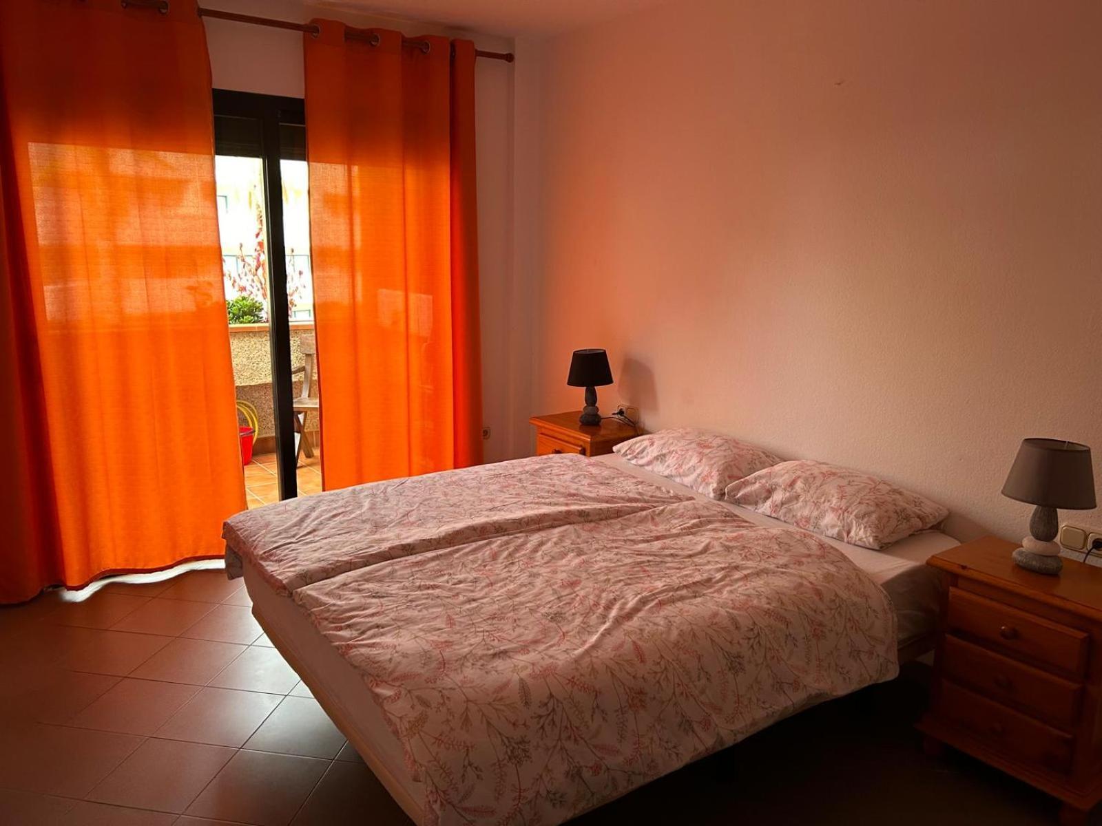 Apartment Playa Jardin Terrassenwohnung Mit Pool , 100 Meter Zum *