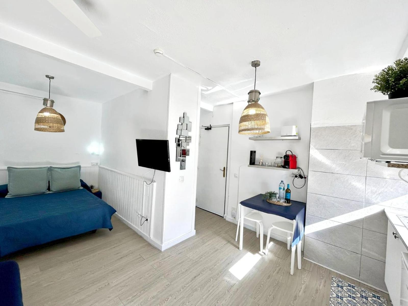 906 Valle Lu Apartment *