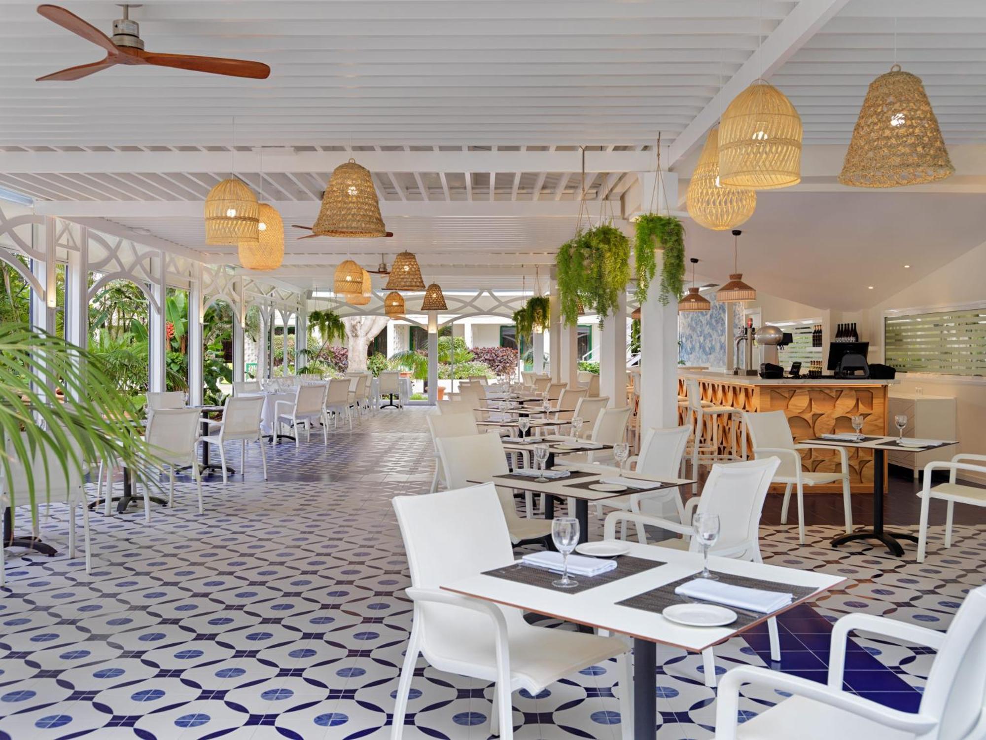 H10 Tenerife Playa Hotel 4*