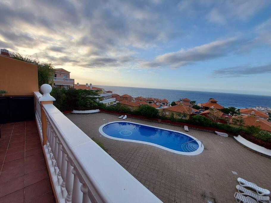 Vista Al Oceano, 2 Plantas, 3 Dormitorios. Appartement Puerto de la Cruz (Tenerife)