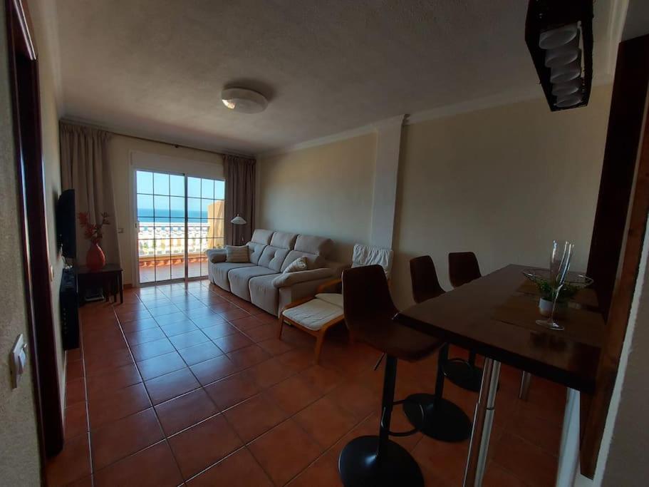 Appartement Vista Al Oceano, 2 Plantas, 3 Dormitorios.