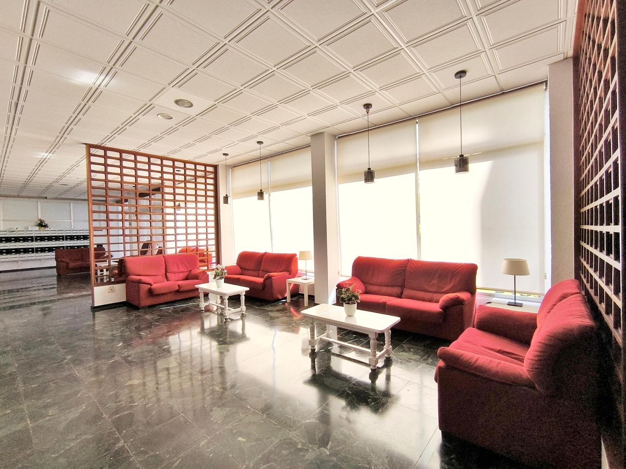 Atlantico - Pool, Ac, Parking, Close To The And Center
