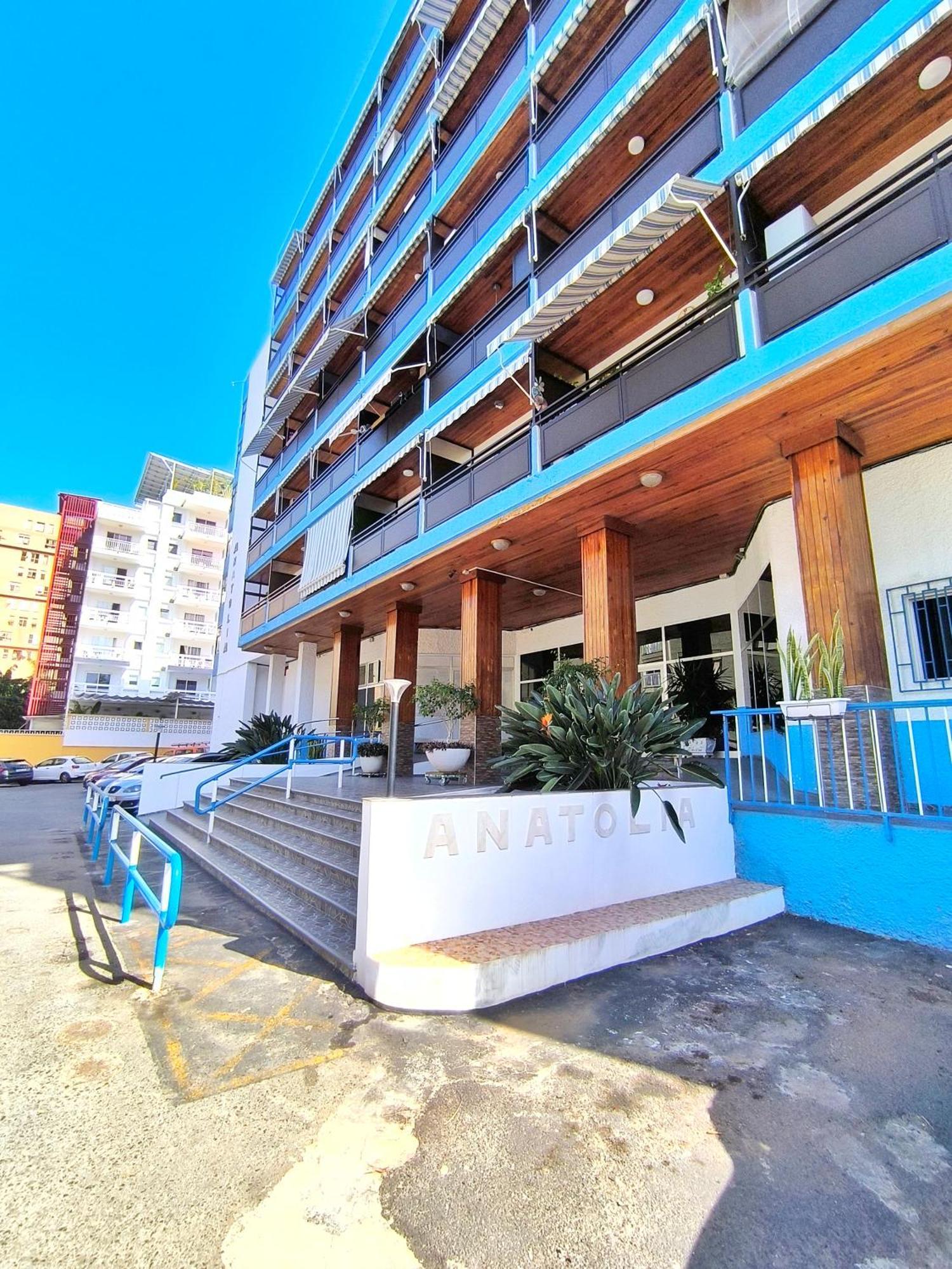 Atlantico - Pool, Ac, Parking, Close To The And Center *