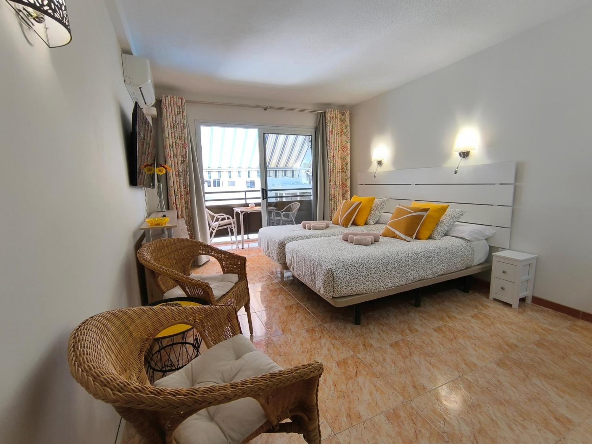 Atlantico - Pool, Ac, Parking, Close To The And Center Apartment *