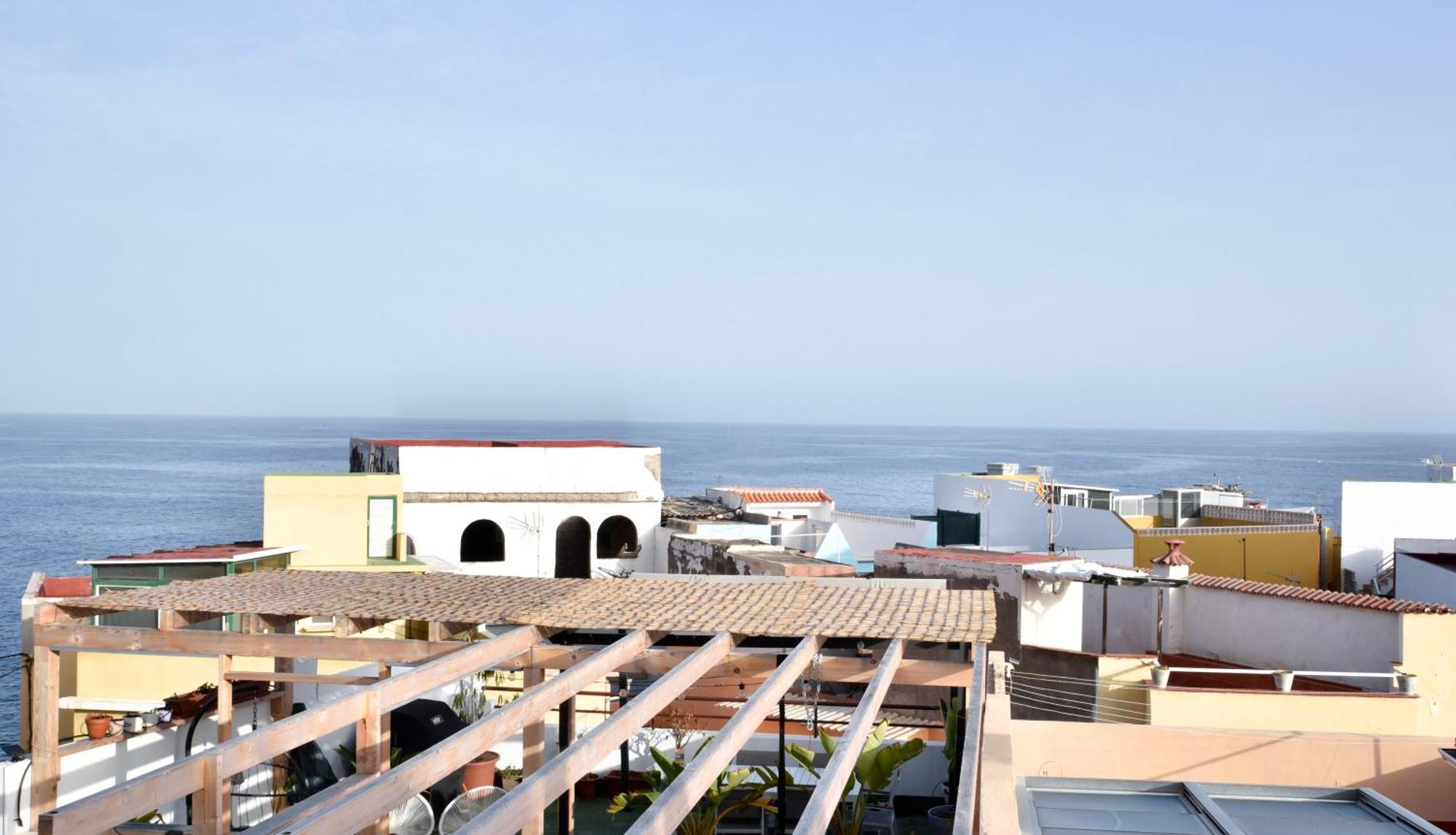 Bencomo Subset Apartment
