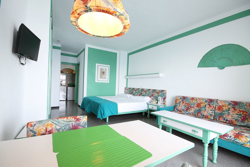 Atlantic Mirage & - Adults Only 4*