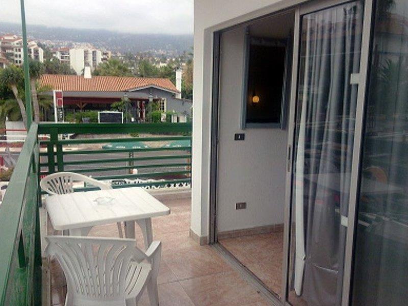 Chinyero Apartment *