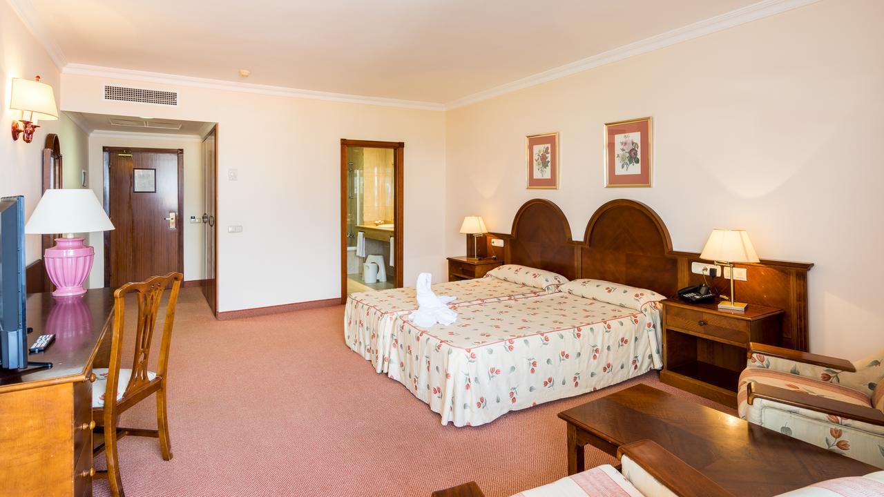 Complejo Blue Sea Puerto Compuesto Por Canarife Y Bonanza Palace Hotel 4*