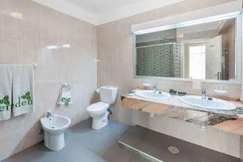 Hotel Ferienpark Eden 4*