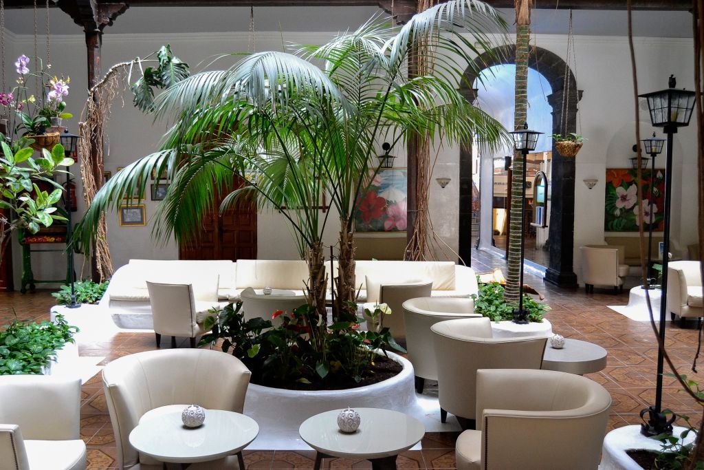 Otel Monopol 3*