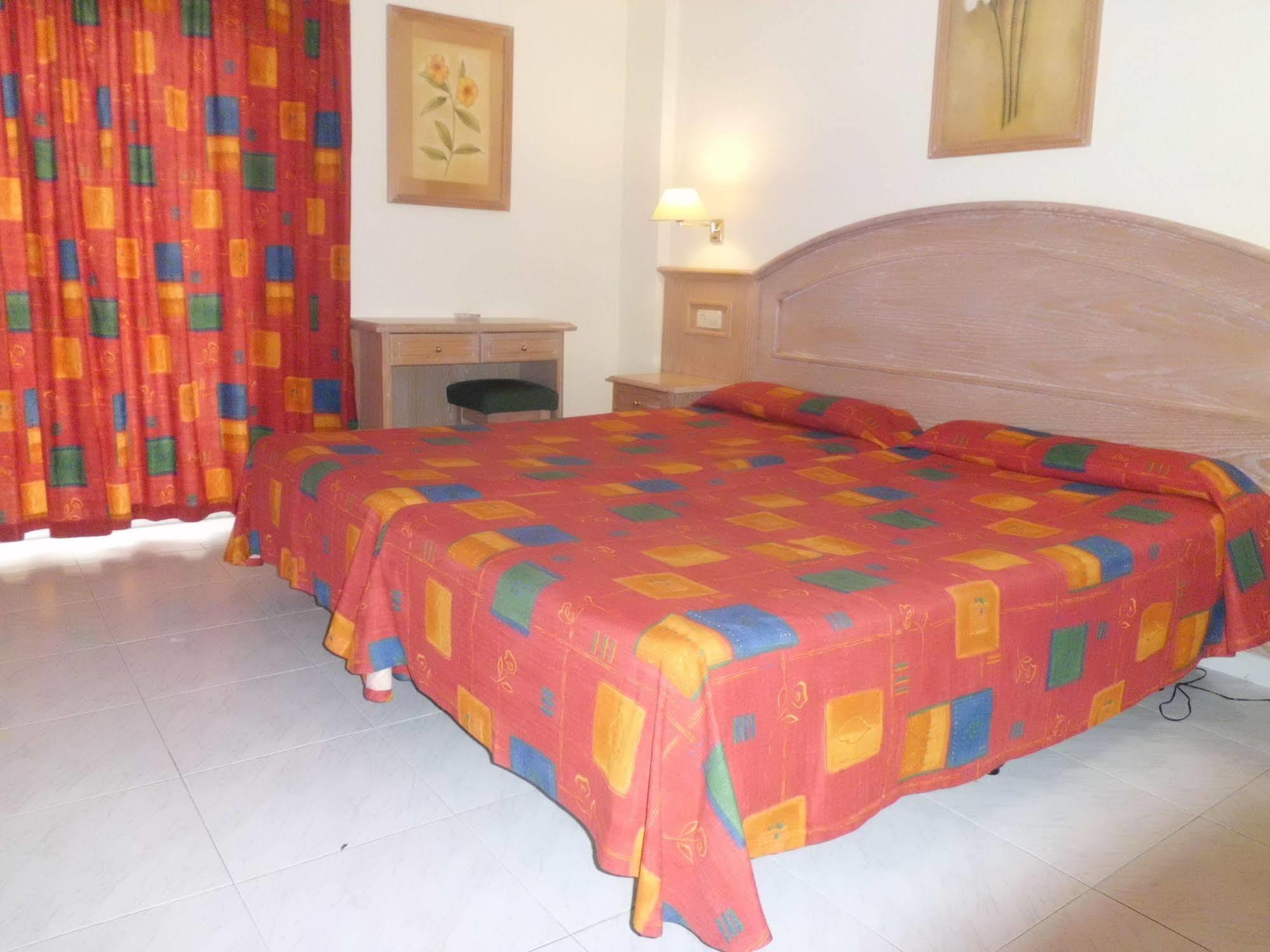 Hotel Park Plaza 2*