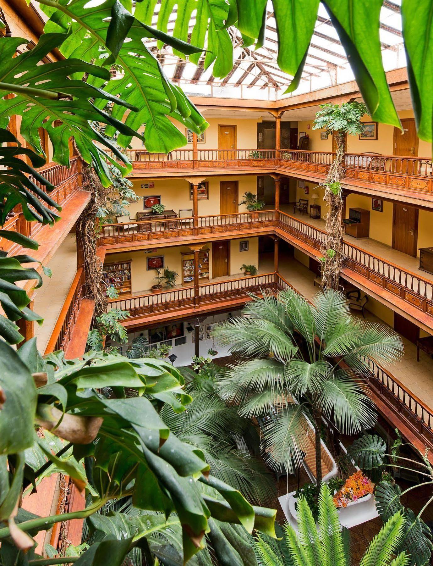 Monopol Otel 3*