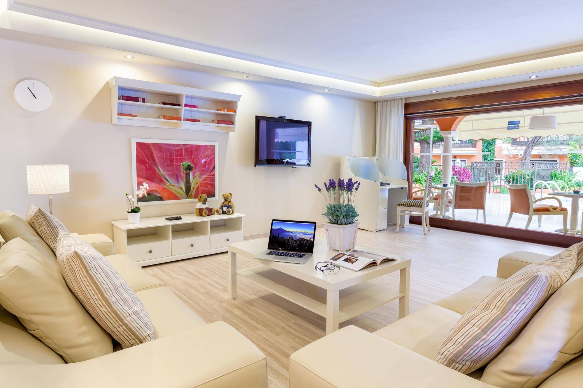 Hotel Ambassador 3*