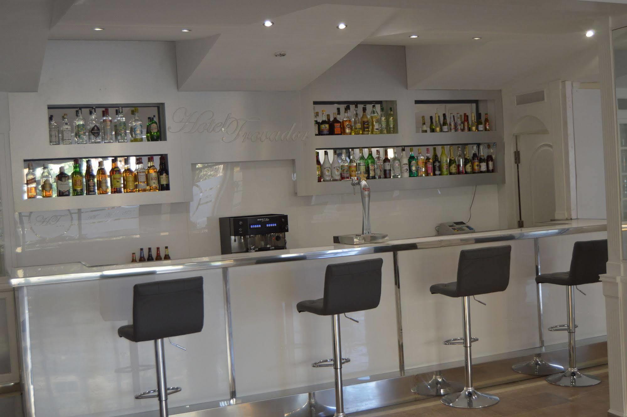 Trovador Otel 3*
