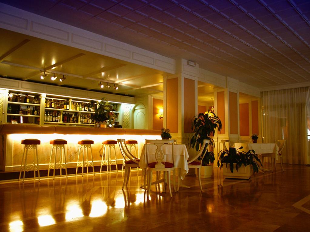 Otel Trovador 3*