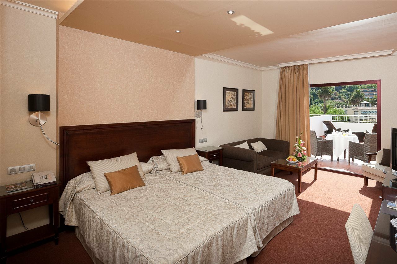 Atlantic El Tope Hotel