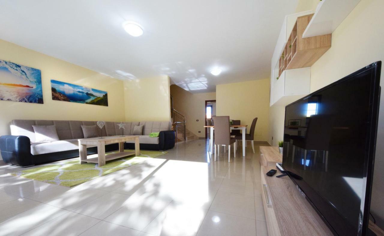 Holiday home Corbeta 7