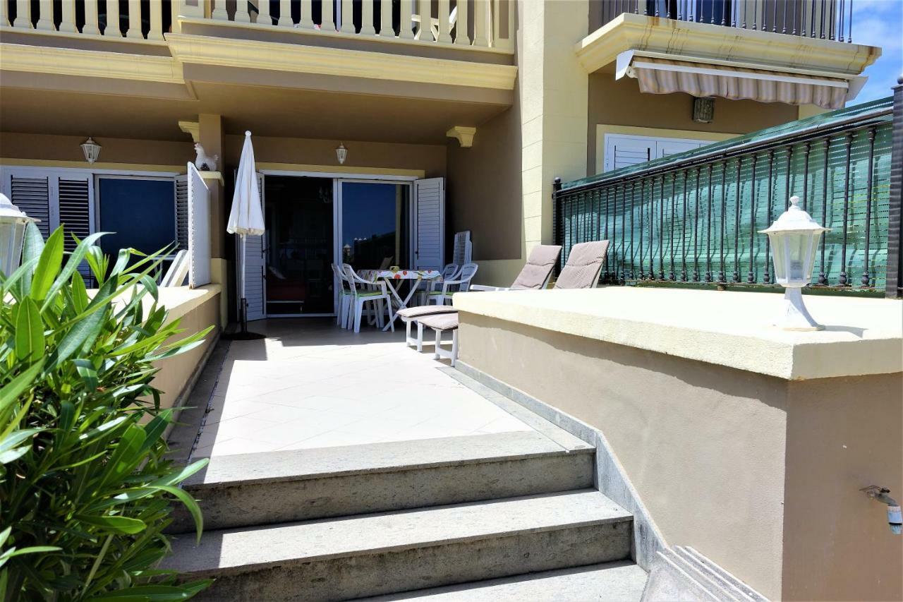 Frailes Apartment *