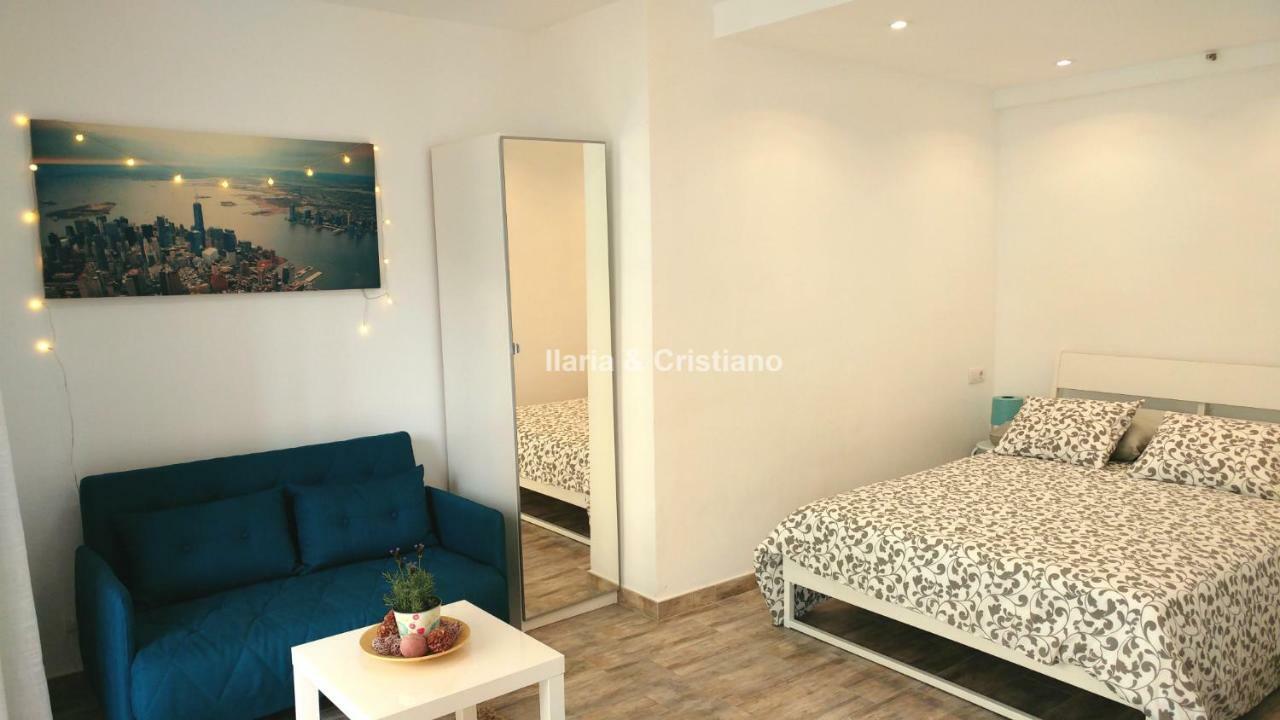 Charming Studio Apartment *