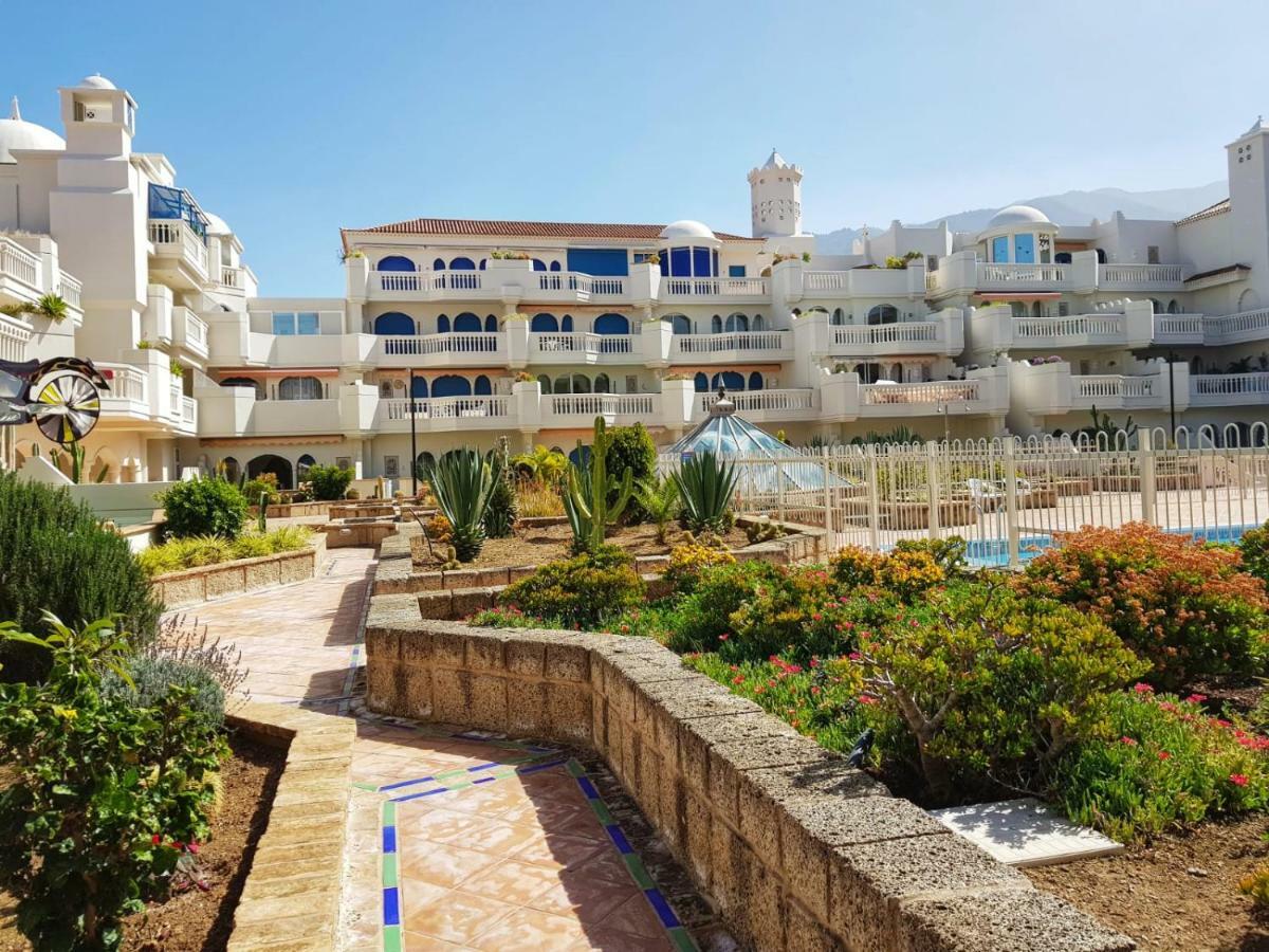 Parque Lotos - De Lujo Apartment
