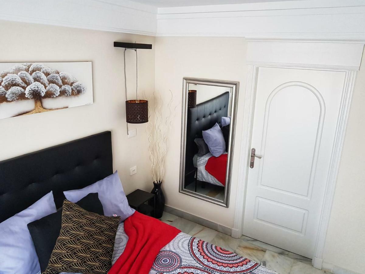 Parque Lotos - De Lujo Apartment *